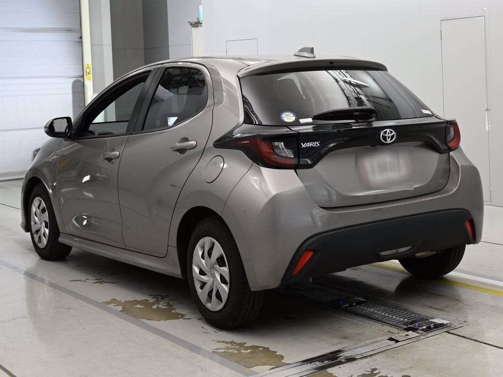 TOYOTA YARIS