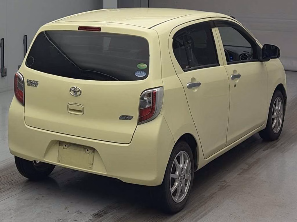 TOYOTA PIXIS EPOCH