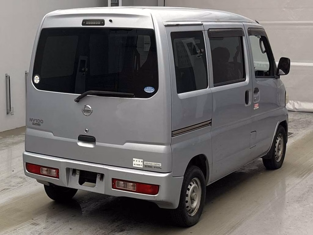 NISSAN NV100 CLIPPER