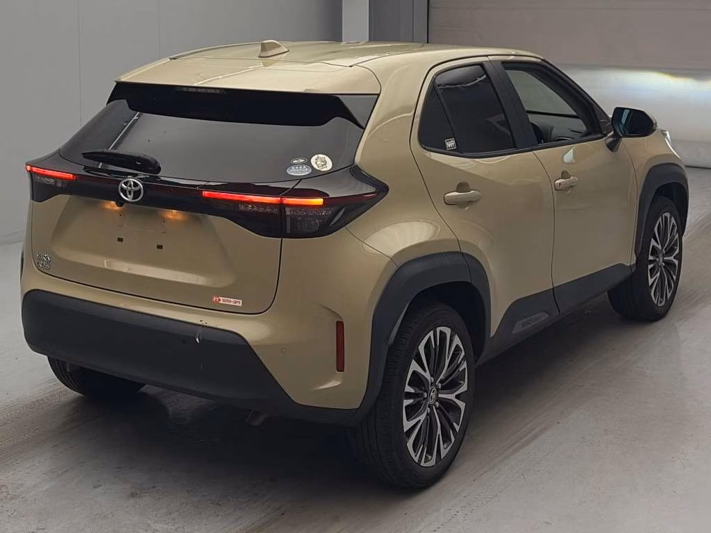 TOYOTA YARIS CROSS