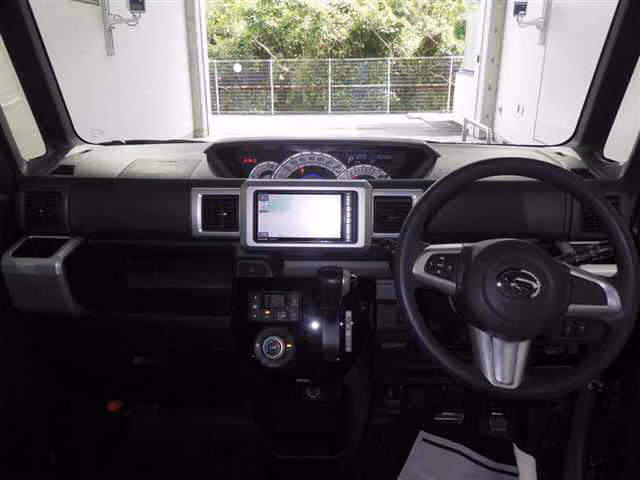 DAIHATSU WAKE