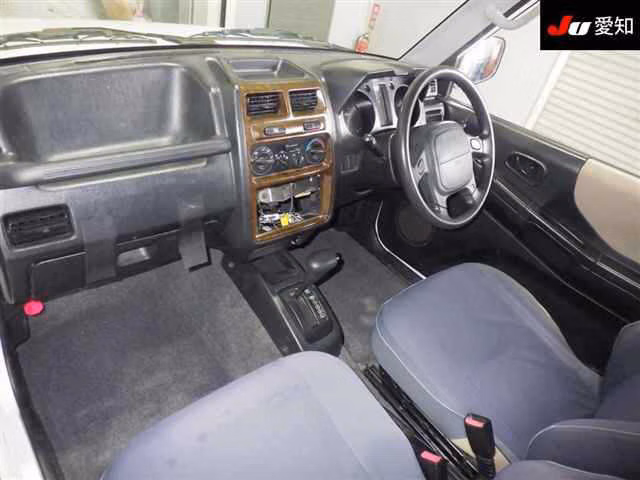 MITSUBISHI PAJERO MINI