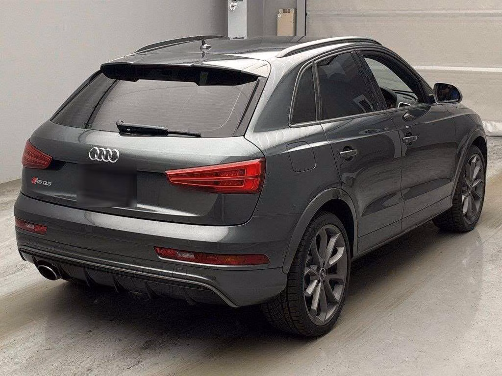 AUDI RS Q3