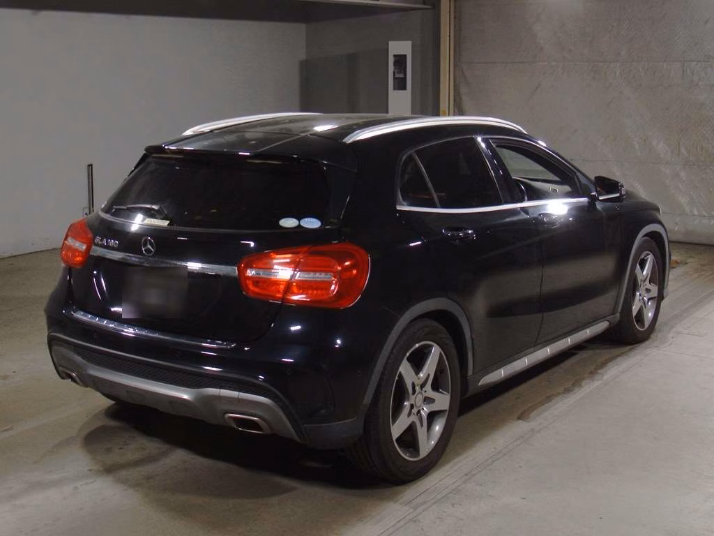 MERCEDES-BENZ GLA-CLASS