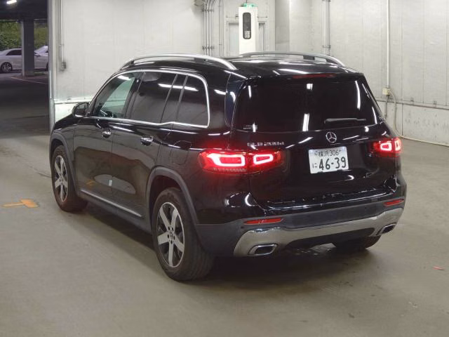 MERCEDES-BENZ GLB-CLASS