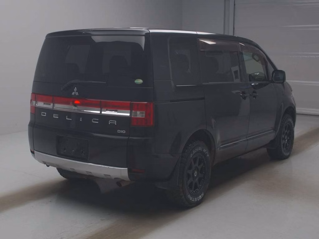 MITSUBISHI DELICA D:5