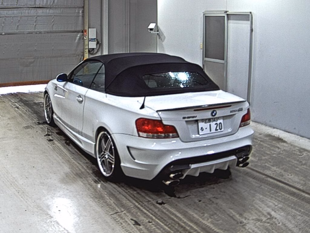 BMW 1-SERIES