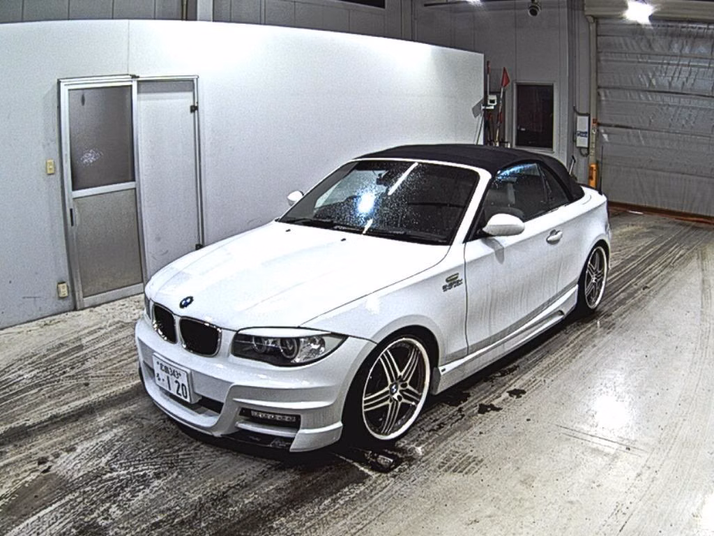 BMW 1-SERIES