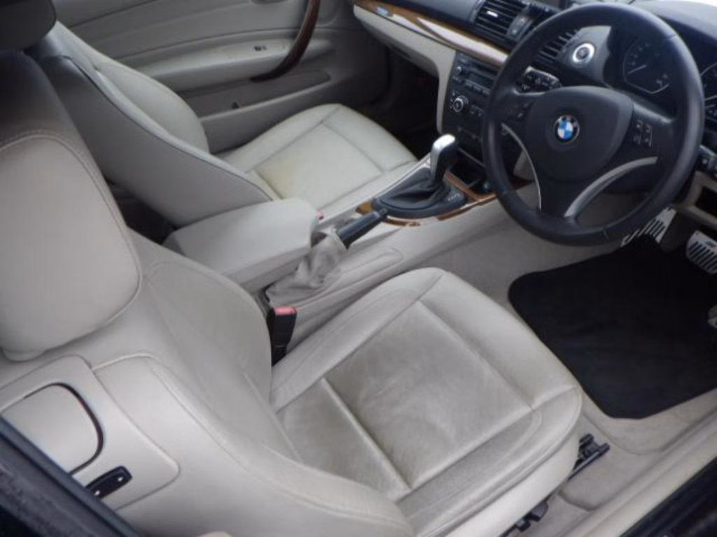 BMW 1-SERIES