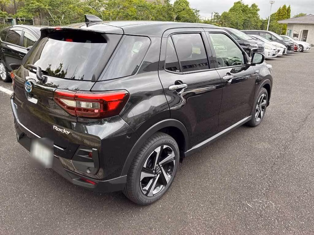 DAIHATSU ROCKY