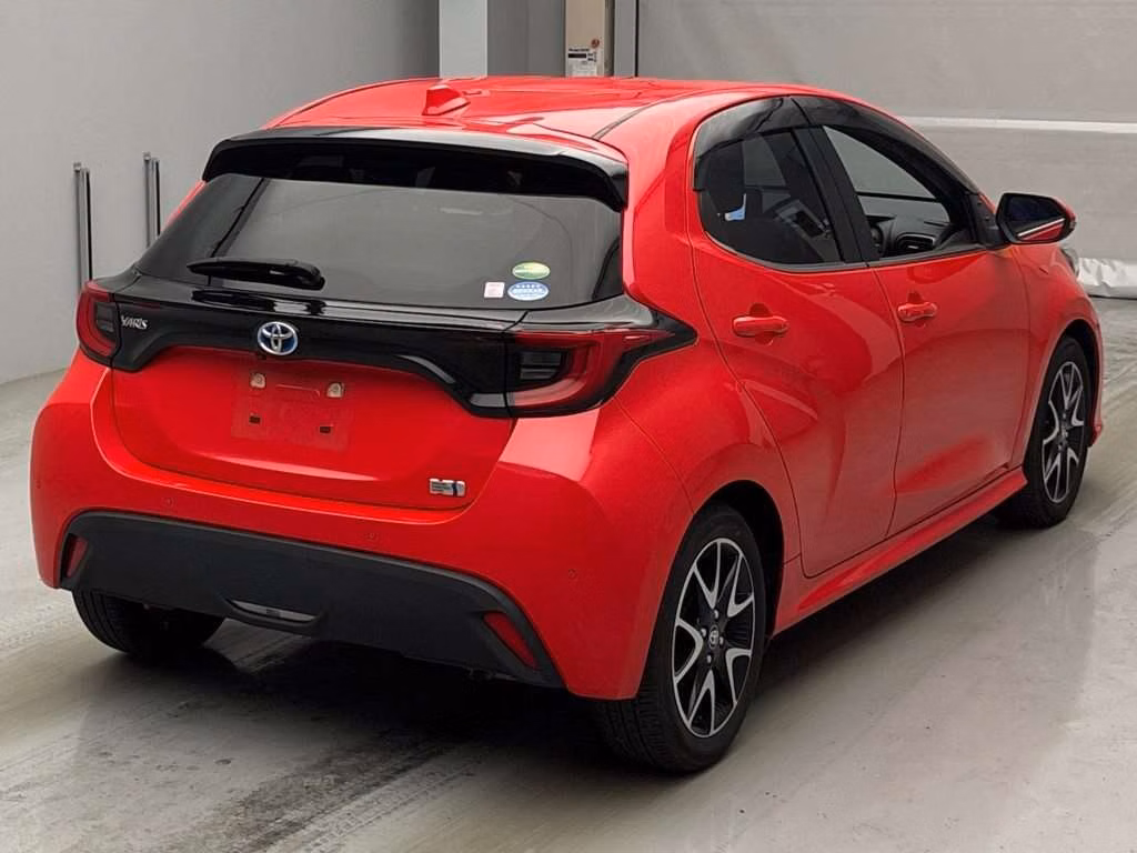 TOYOTA YARIS