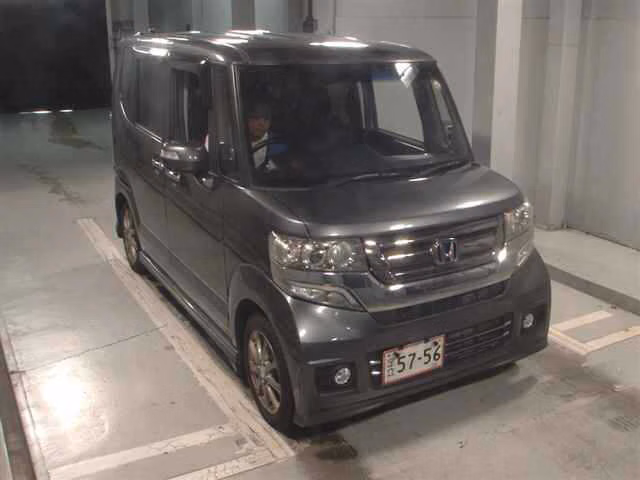 HONDA N-BOX