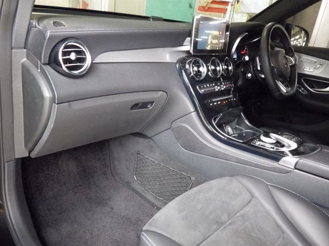 MERCEDES-BENZ GLC-CLASS