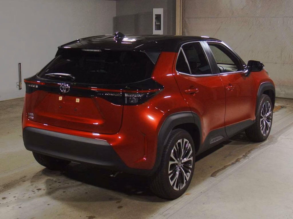 TOYOTA YARIS CROSS