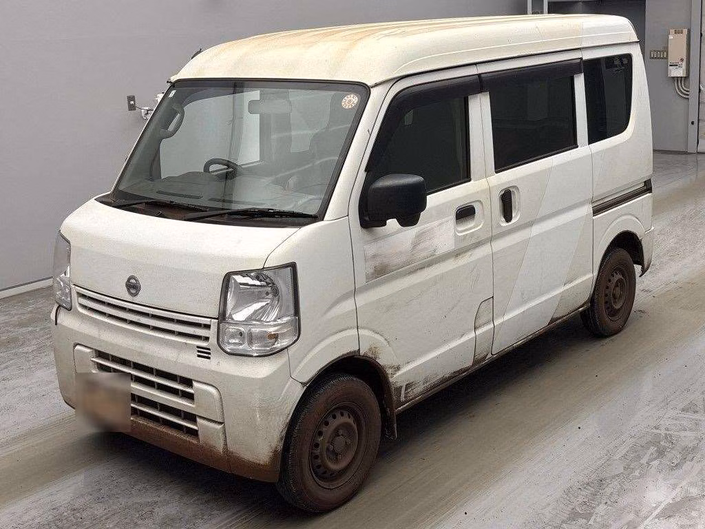 NISSAN NV100 CLIPPER