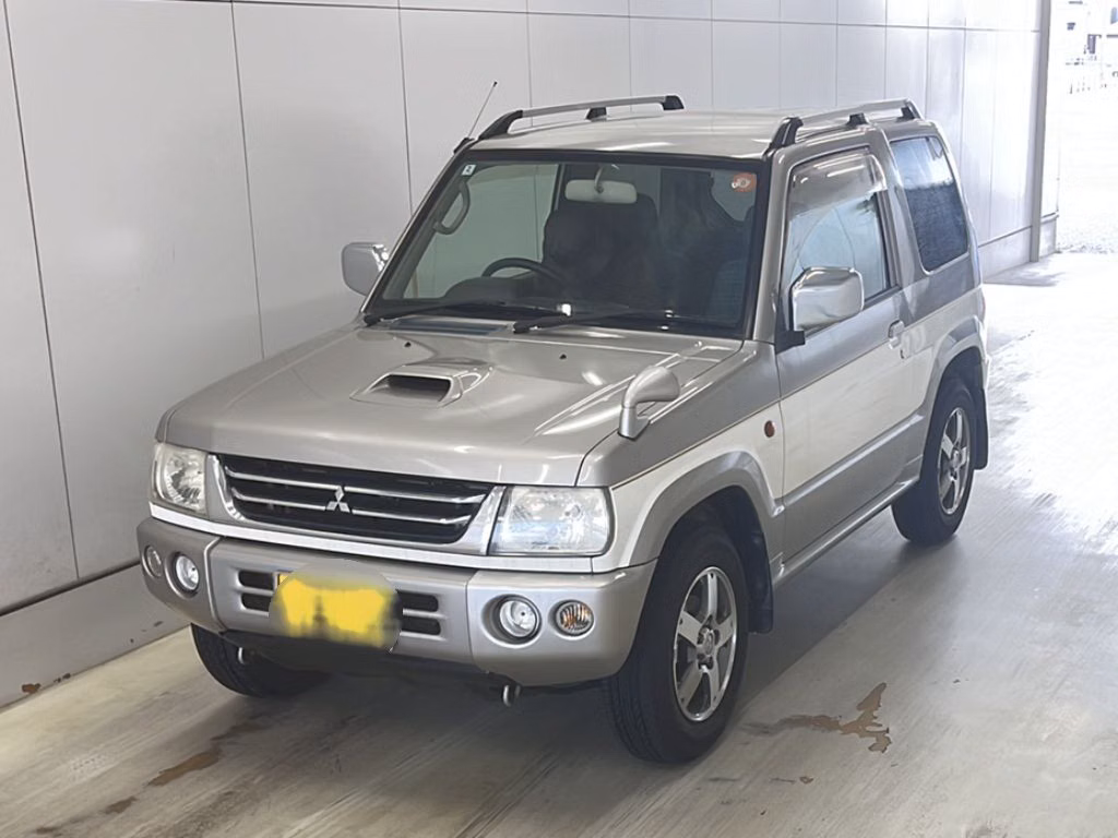 MITSUBISHI PAJERO MINI