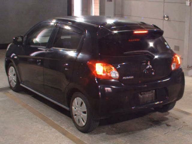 MITSUBISHI MIRAGE