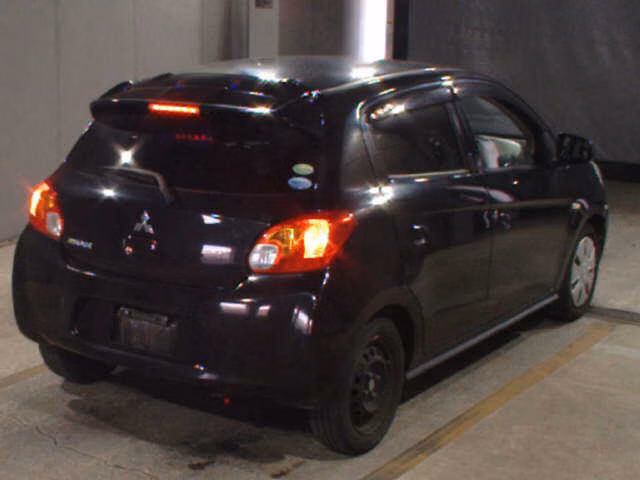 MITSUBISHI MIRAGE