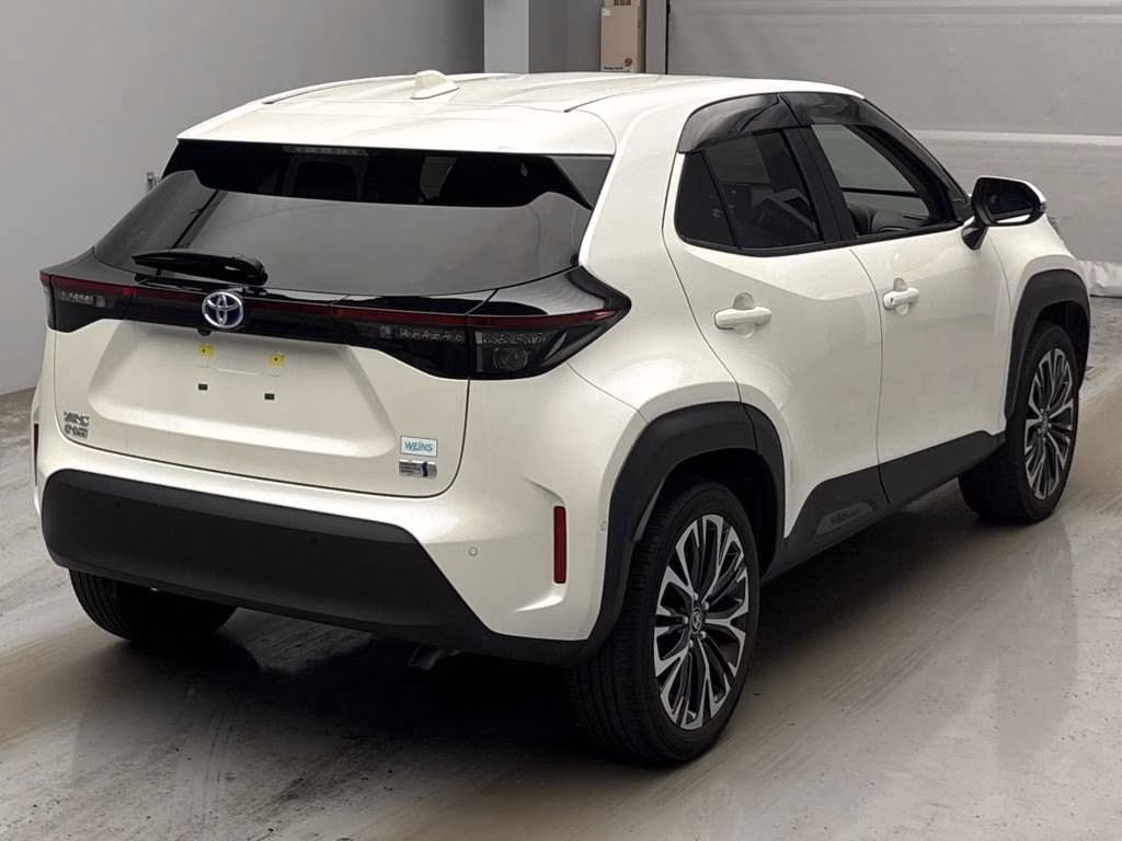 TOYOTA YARIS CROSS