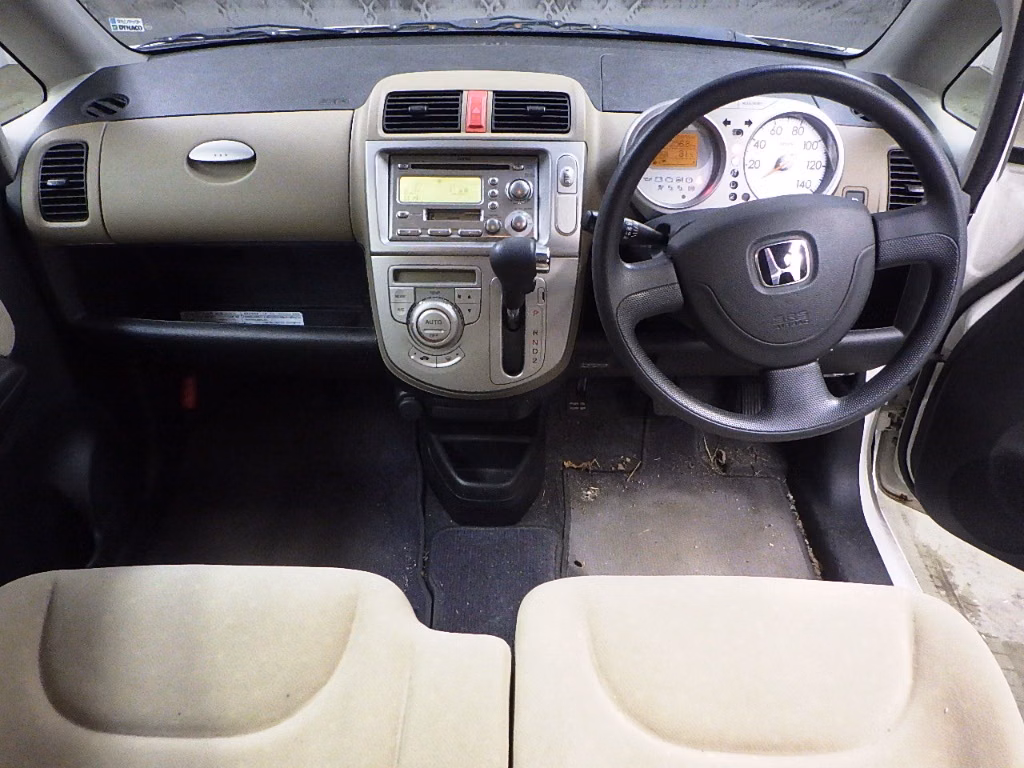 HONDA LIFE