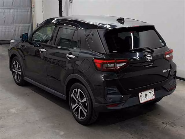 DAIHATSU ROCKY