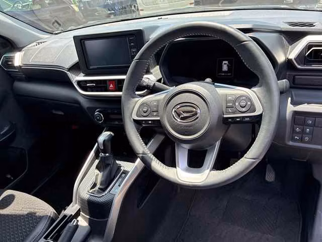 DAIHATSU ROCKY
