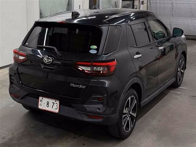 DAIHATSU ROCKY