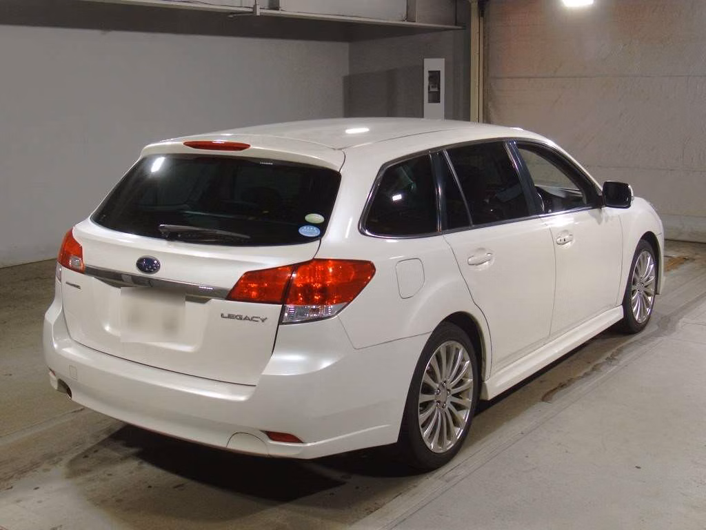 SUBARU LEGACY
