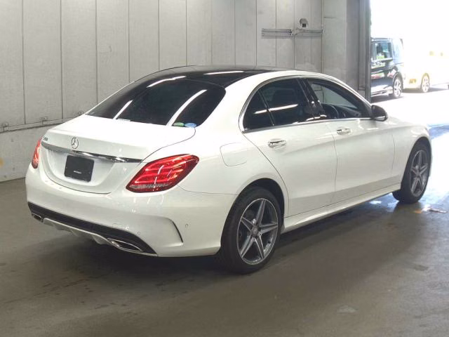 MERCEDES-BENZ C-CLASS