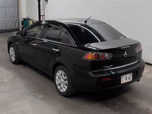 MITSUBISHI GALANT FORTIS