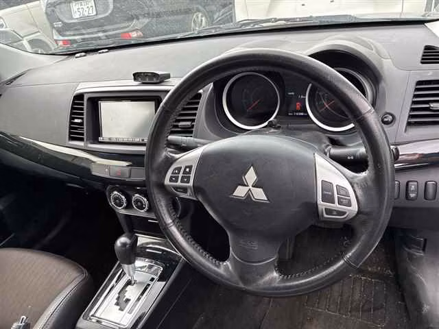 MITSUBISHI GALANT FORTIS
