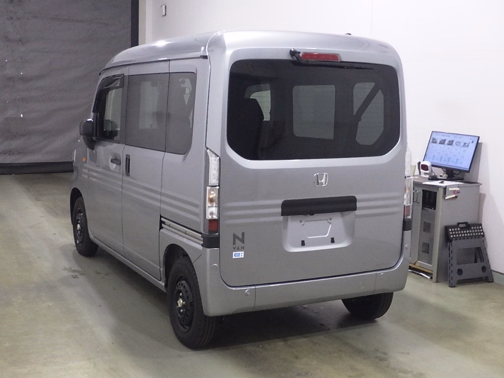 HONDA N-VAN