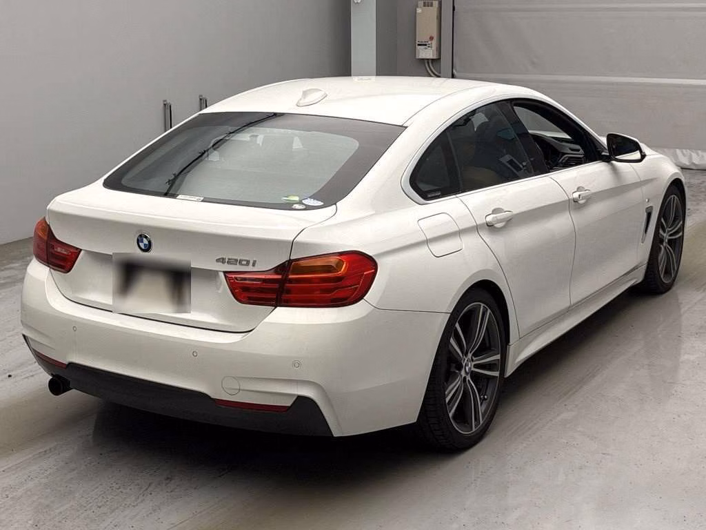 BMW 4-SERIES