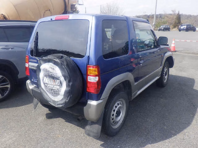 MITSUBISHI PAJERO MINI