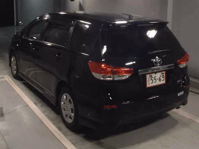 TOYOTA WISH