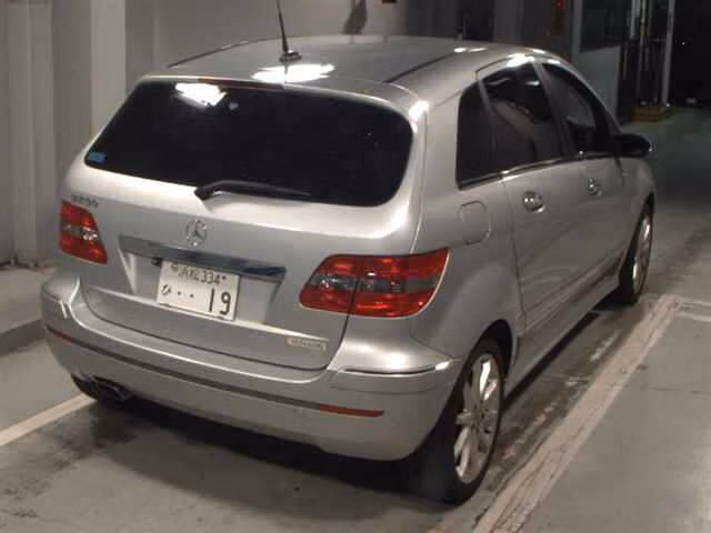 MERCEDES-BENZ B-CLASS