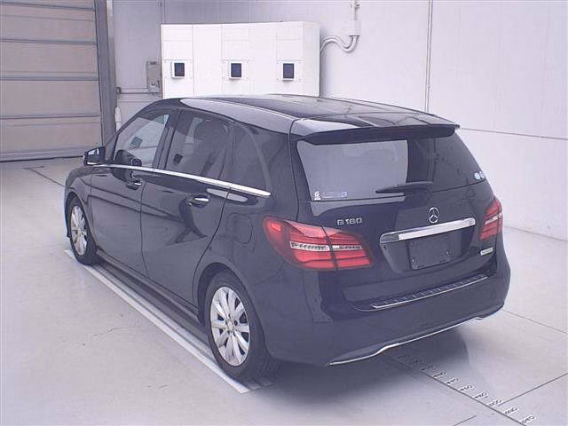 MERCEDES-BENZ B-CLASS