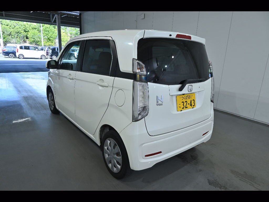 HONDA N-WGN