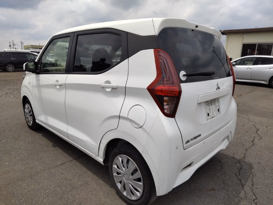 MITSUBISHI EK WAGON
