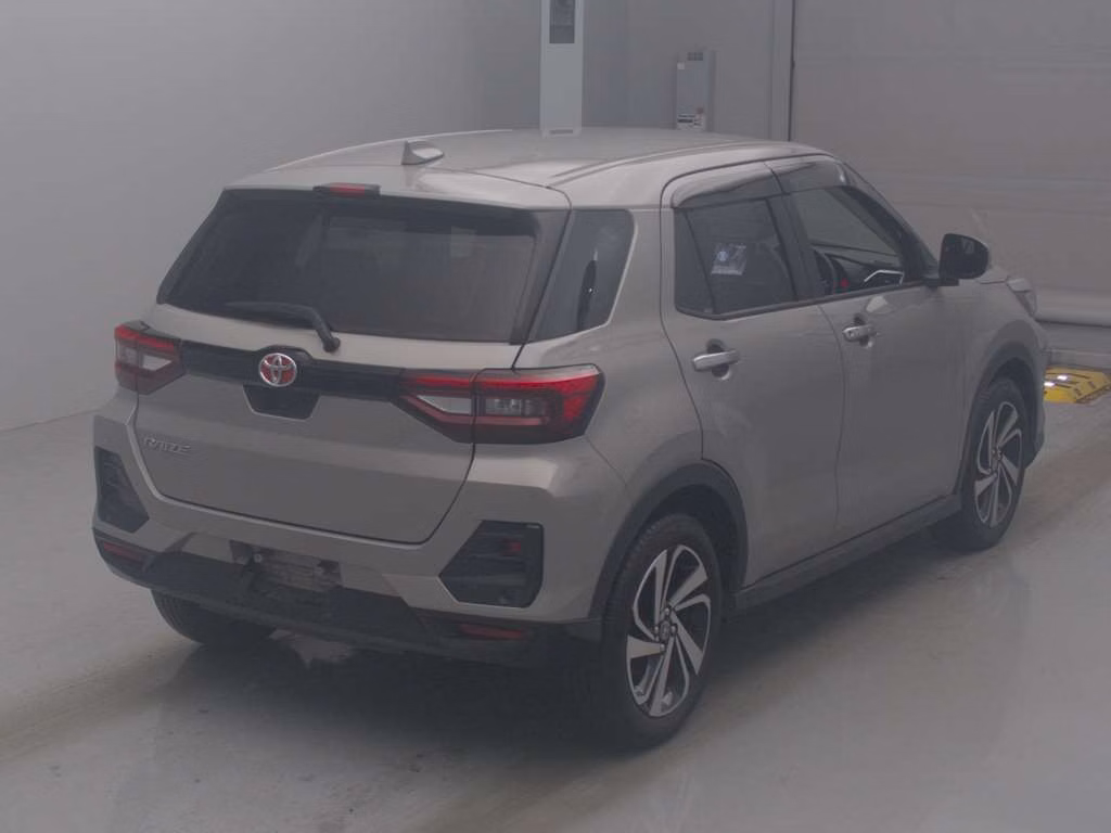 TOYOTA RAIZE