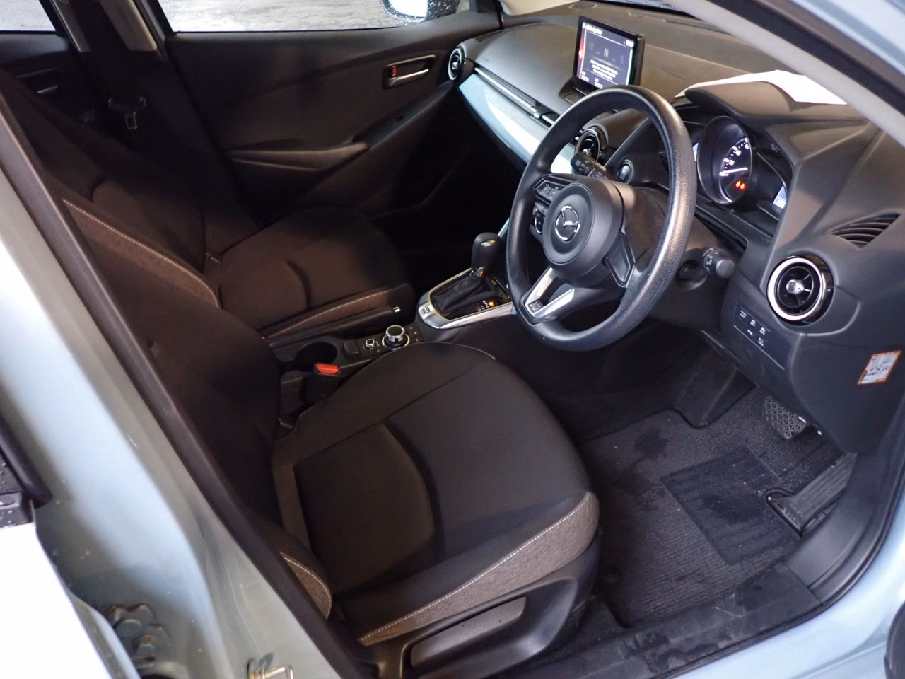 MAZDA MAZDA2