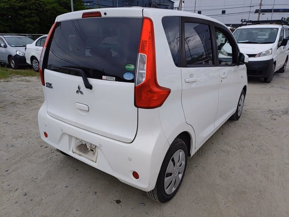 MITSUBISHI EK WAGON