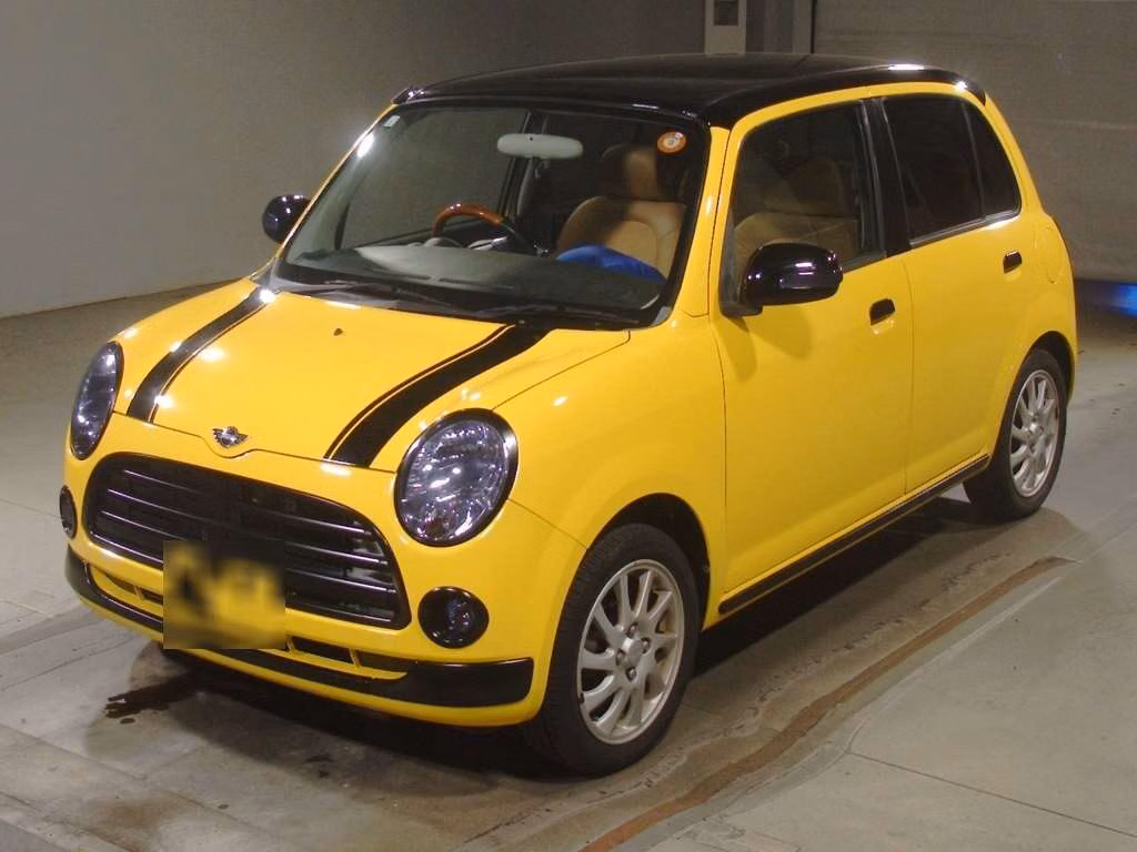 DAIHATSU MIRA GINO