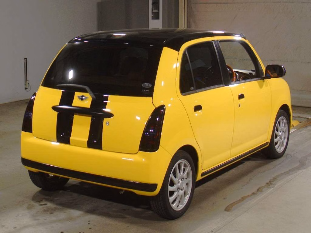 DAIHATSU MIRA GINO