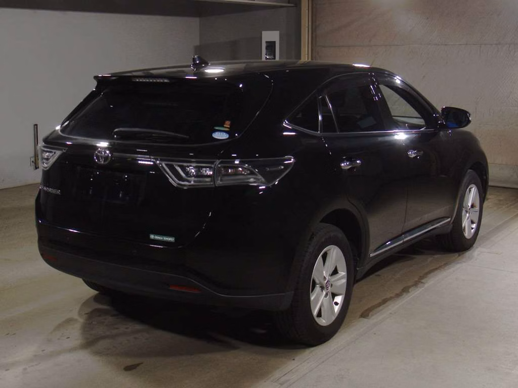 TOYOTA HARRIER