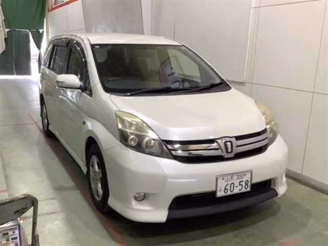 TOYOTA ISIS