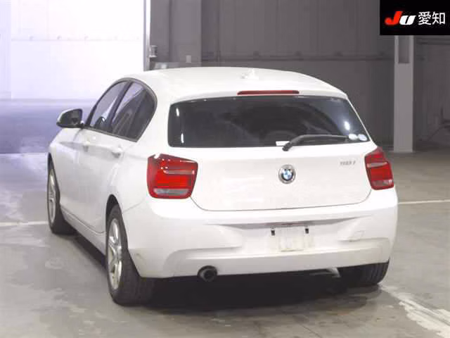 BMW 1-SERIES