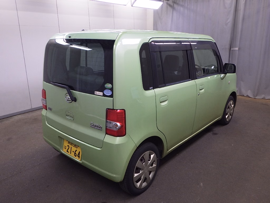 DAIHATSU MOVE CONTE