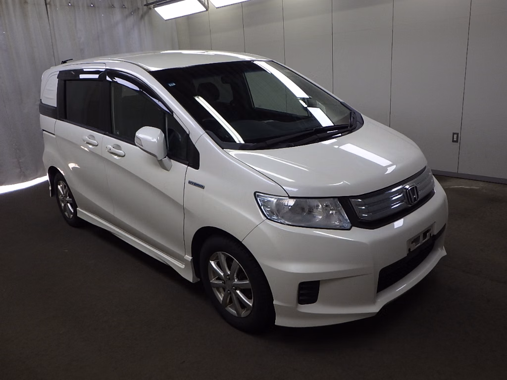 HONDA FREED SPIKE