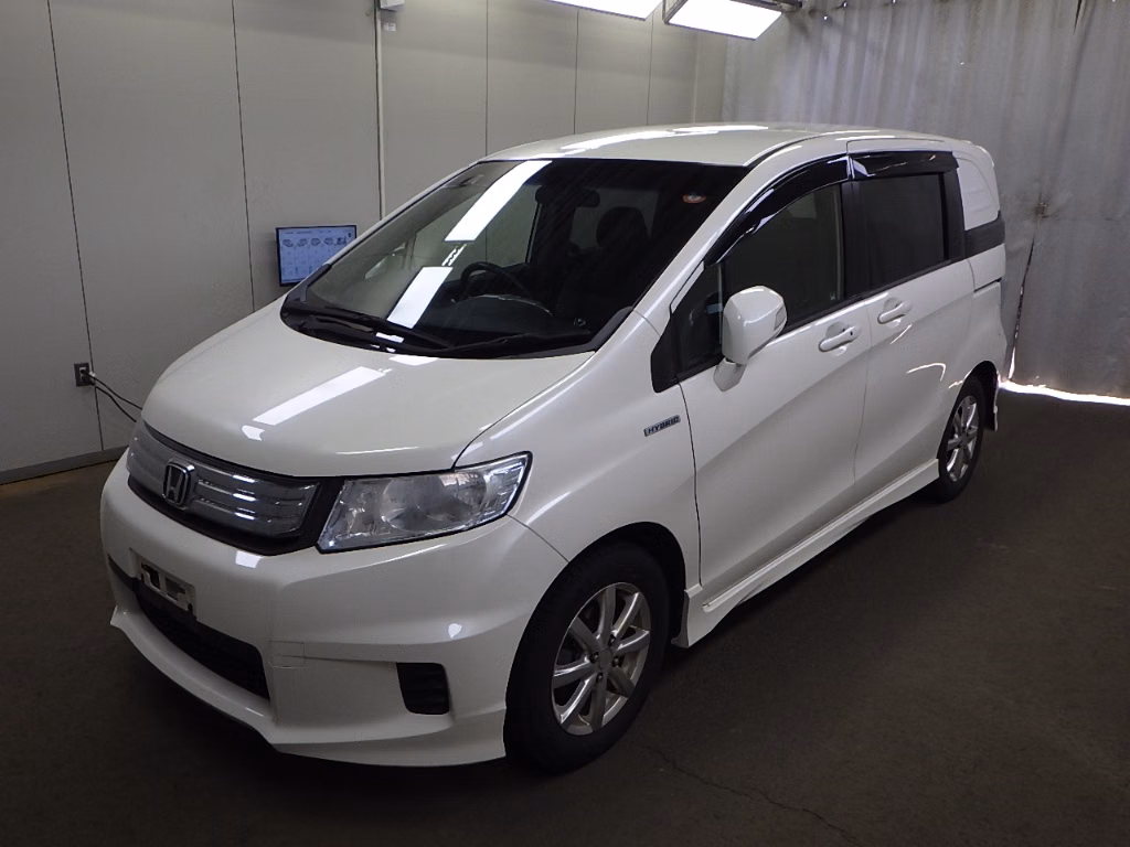 HONDA FREED SPIKE